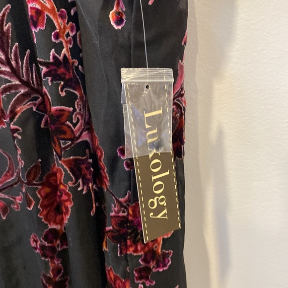 LUXOLOGY Women’s Sleeveless Floral Midi Dress Size 24 - Picture 7 of 11